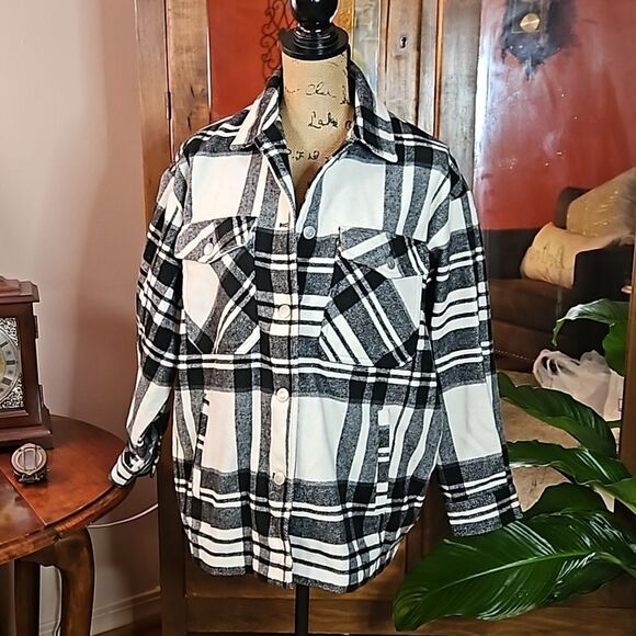 Zara black & white plaid oversized jacket size Small - Picture 3 of 14